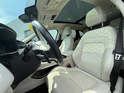 Used 2022 Jaguar F-PACE S AWD/4WD image 3