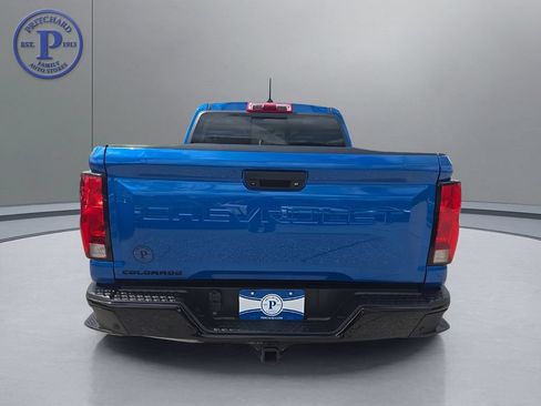 Used 2023 Chevrolet Colorado Trail Boss w/ Technology Package AWD/4WD image 7