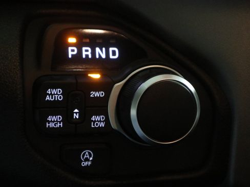 Used 2025 RAM 1500 Big Horn image 27