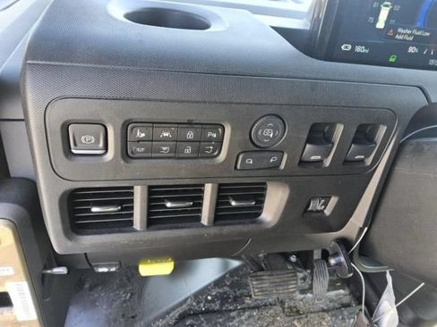 Used 2024 Chevrolet Brightdrop 600 w/ Commercial Equipment Package AWD/4WD image 5