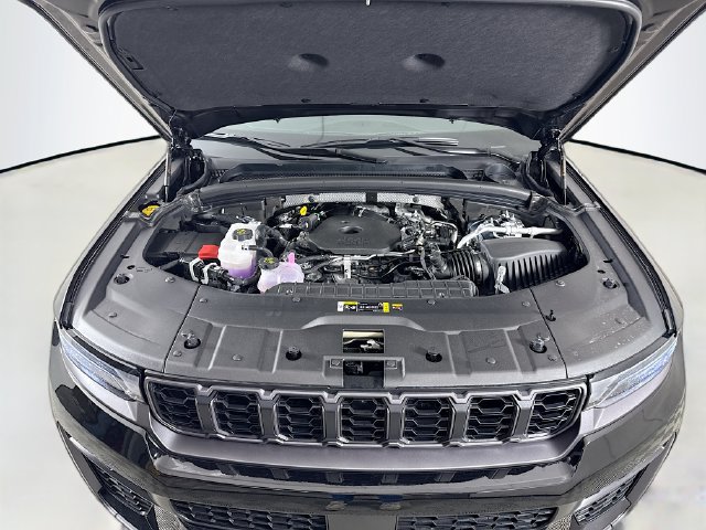 New 2026 Jeep Grand Cherokee L 4WD image 29
