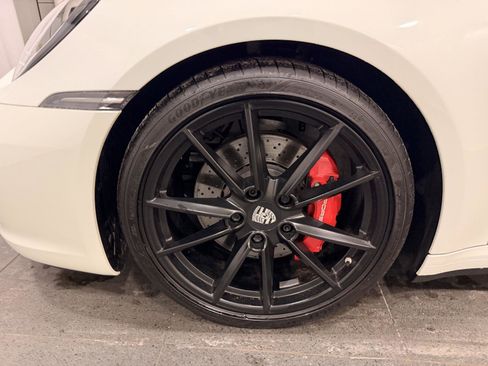 Certified 2020 Porsche 911 Carrera 4S image 11