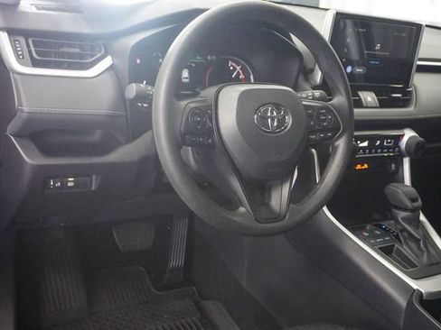 Used 2025 Toyota RAV4 LE FWD image 5