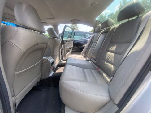 Used 2010 Honda Accord EX-L image 7