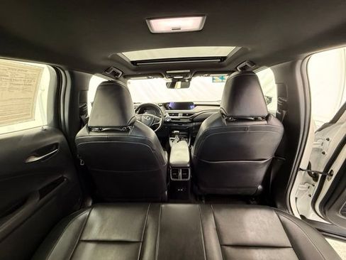 Used 2022 Lexus UX 250h w/ Luxury Package AWD/4WD image 28