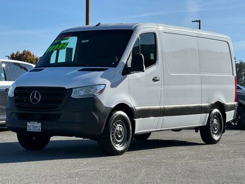 Used 2019 Mercedes-Benz Sprinter 144 image 8