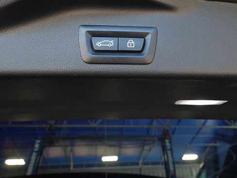 Used 2021 BMW X5 M50i w/ Premium Package AWD/4WD image 20