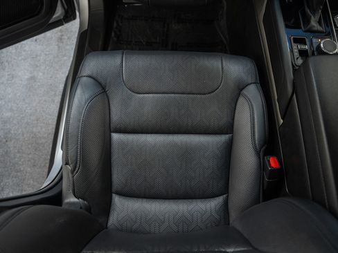 Used 2023 Toyota Tundra Limited w/ Power Package image 37