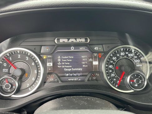 Used 2023 RAM 1500 Laramie image 12