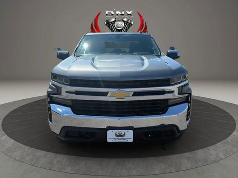 Used 2020 Chevrolet Silverado 1500 LT w/ Bed Protection Package AWD/4WD image 2