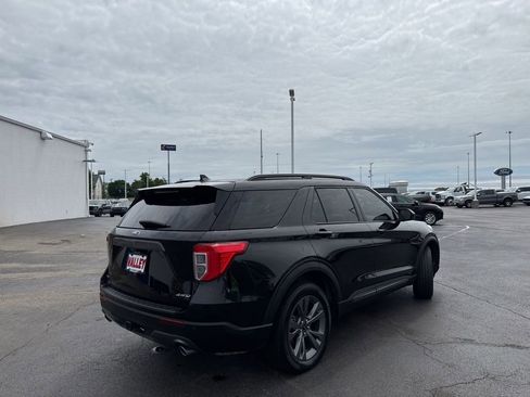 Used 2023 Ford Explorer XLT w/ Equipment Group 202A AWD/4WD image 53