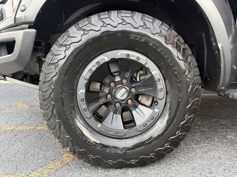 Used 2018 Ford F150 Raptor w/ Equipment Group 802A Luxury AWD/4WD image 7