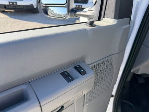 New 2026 Ford E-350 and Econoline 350 Super Duty w/ Power Equipment Group image 11