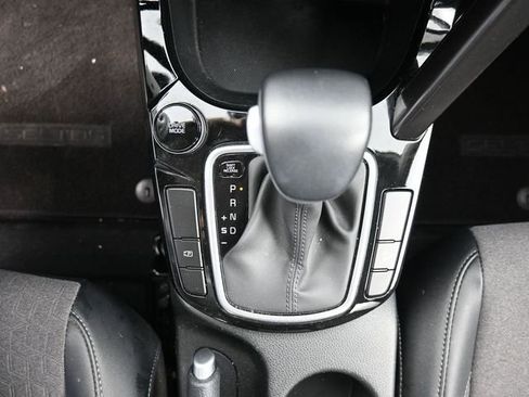 Used 2025 Kia Seltos S image 24