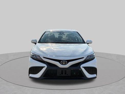 Used 2024 Toyota Camry SE FWD image 14