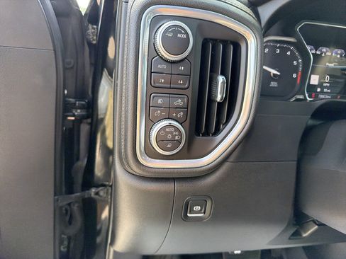 Used 2020 GMC Sierra 1500 Denali AWD/4WD image 17