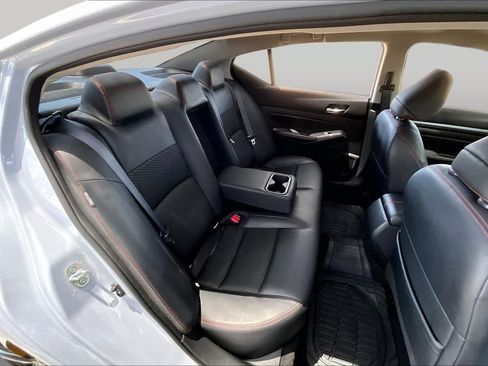 Used 2023 Nissan Altima 2.5 SR FWD image 20