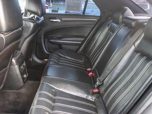 Used 2014 Chrysler 300 S image 36