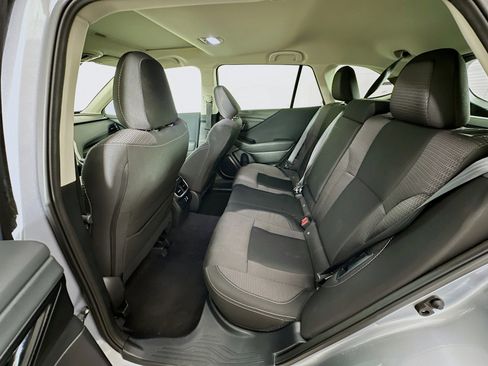 Used 2025 Subaru Outback Premium image 27