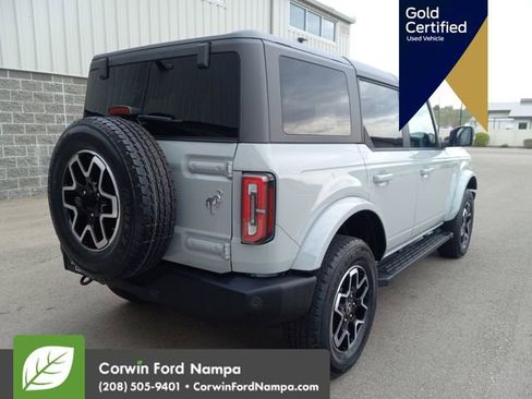 Used 2023 Ford Bronco Outer Banks image 3