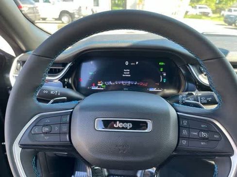 New 2024 Jeep Grand Cherokee Trailhawk w/ Advanced Protech Group II image 17