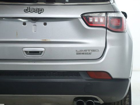 Used 2018 Jeep Compass Limited w/ Navigation Group image 46