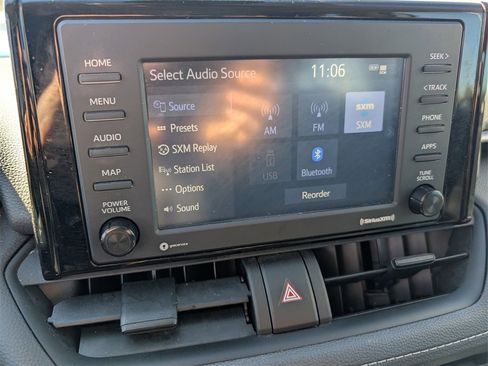 Used 2021 Toyota RAV4 XLE image 13