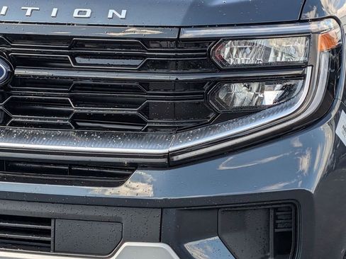 New 2026 Ford Expedition Platinum image 12