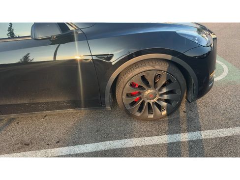 Used 2021 Tesla Model Y Performance AWD/4WD image 12