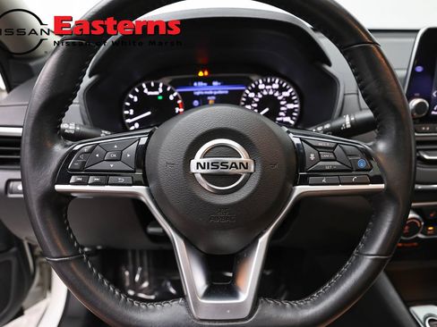 Used 2022 Nissan Altima 2.5 SV w/ SV Premium Package FWD image 10
