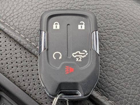 Used 2021 GMC Sierra 2500 Denali w/ Denali Ultimate Package image 34