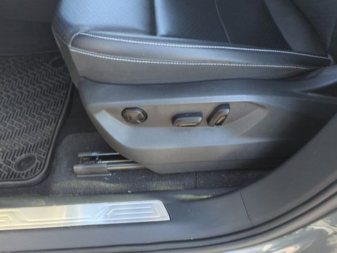 Certified 2022 Volkswagen Atlas SE image 14