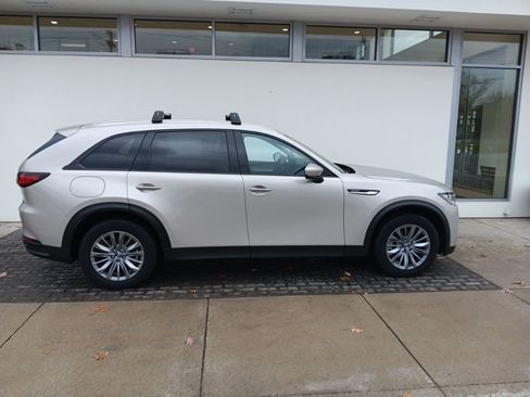 Certified 2024 MAZDA CX-90 Plug-In Hybrid w/ Preferred image 4