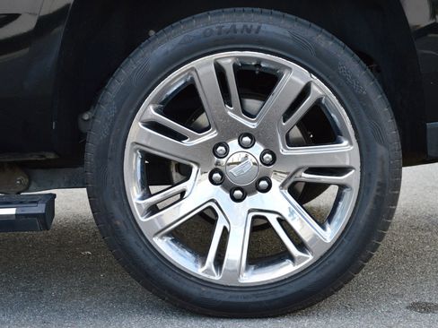 Used 2017 Cadillac Escalade Premium Luxury image 12