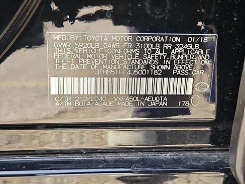 Used 2018 Lexus LS 500 w/ Accessory Package (Z2) image 26