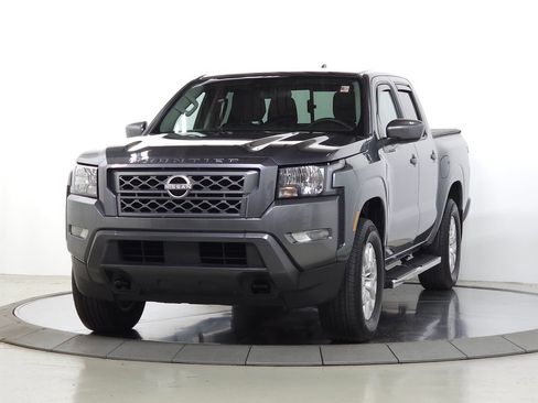 Used 2023 Nissan Frontier SV w/ SV Convenience Package AWD/4WD image 4