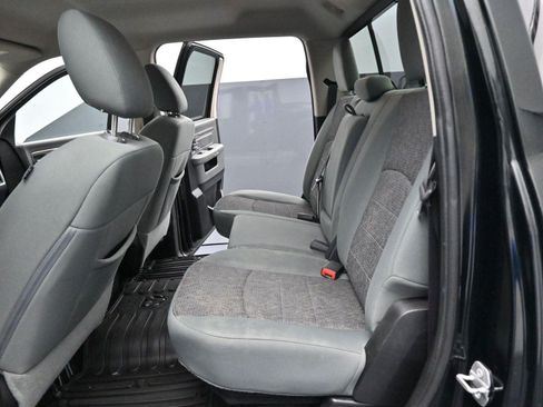 Used 2016 RAM 1500 SLT AWD/4WD image 26