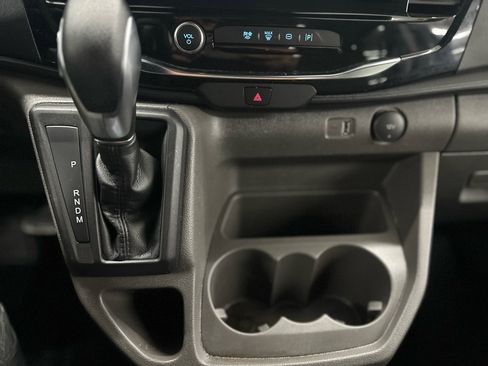 Used 2023 Ford Transit 350 XLT image 17