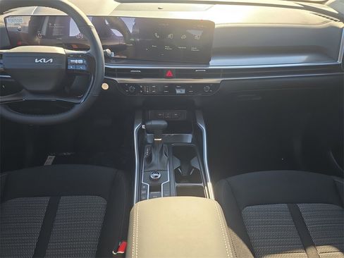 New 2026 Kia Sorento LX image 16