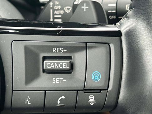 Used 2022 Nissan Pathfinder Platinum w/ Cargo Package image 24