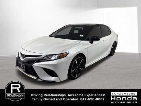 Used 2018 Toyota Camry XSE w/ Driver Assist Package FWD image 2