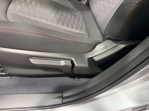 Used 2025 Subaru Impreza 2.0i Sport image 12