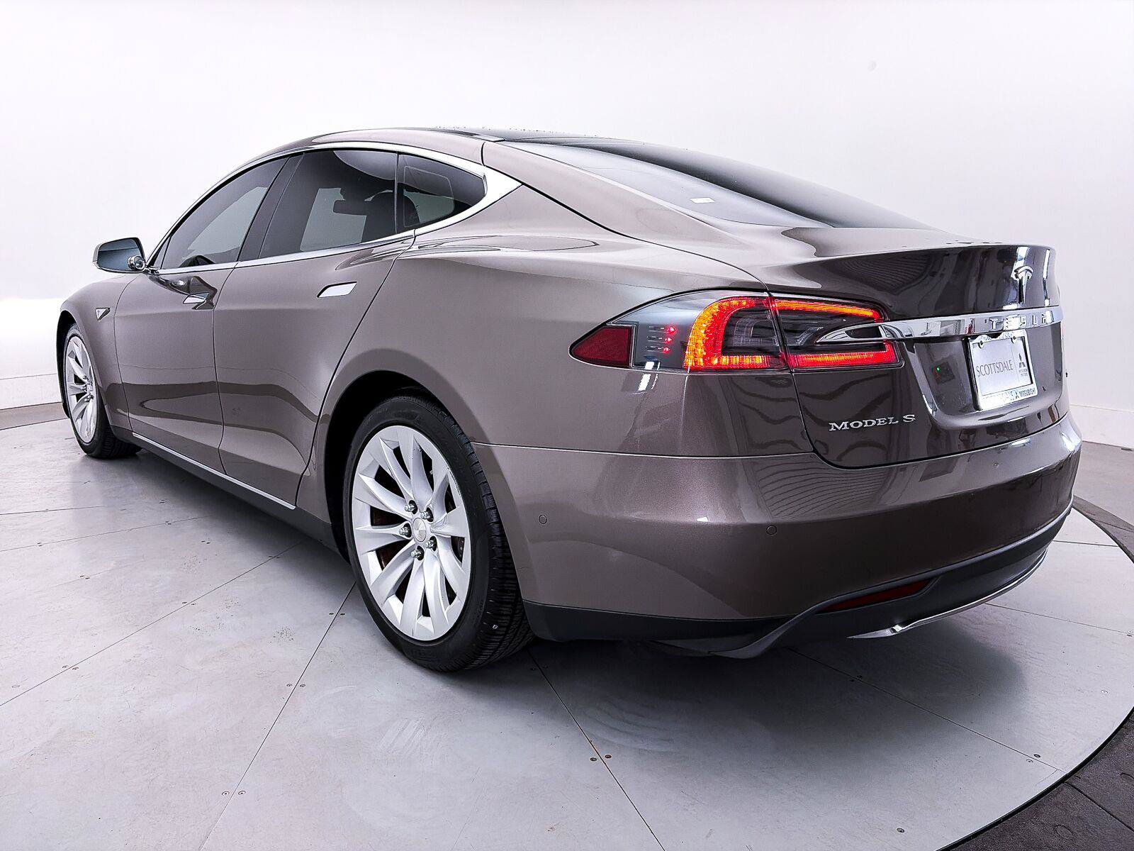 Used 2016 Tesla Model S 90D AWD/4WD image 9