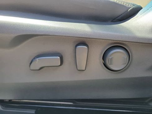 Used 2020 Subaru Outback Limited AWD/4WD image 29