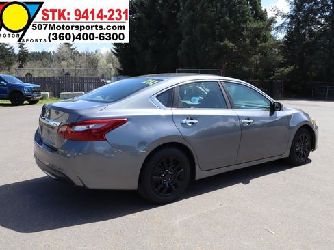 Used 2018 Nissan Altima 2.5 S w/ S Convenience Package FWD image 9