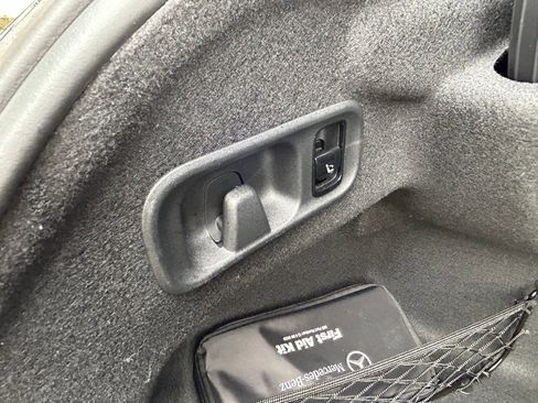 Used 2025 Mercedes-Benz C 300 4MATIC Sedan image 46