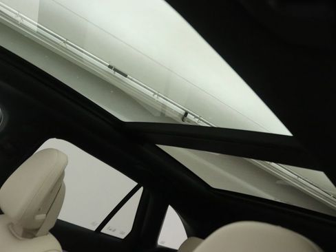 New 2026 Mercedes-Benz GLC 300 image 13