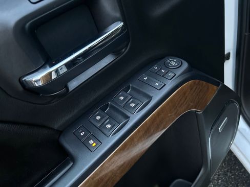 Used 2016 Chevrolet Silverado 1500 LTZ w/ LTZ Plus Package image 18