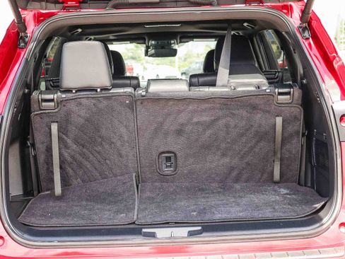 Used 2024 Toyota Highlander XSE FWD image 28
