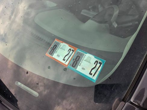 Used 2015 Chevrolet Sonic LT FWD image 28